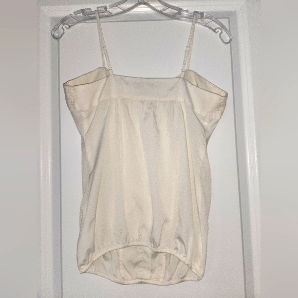 Banana Republic cream color camisole size XS - Picture 2 of 4